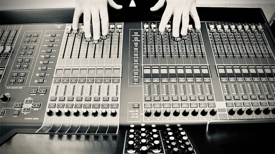 Mixing Hip-Hop Vocals Like A Pro