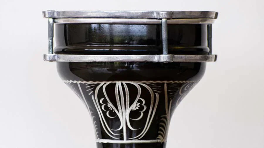 Derbouka Egypte Alu Gravé Noir Sawt El Ahram | Percussion arabe Derbouka Egypte Alu Gravé Noir Sawt El Ahram | Percussion arabe