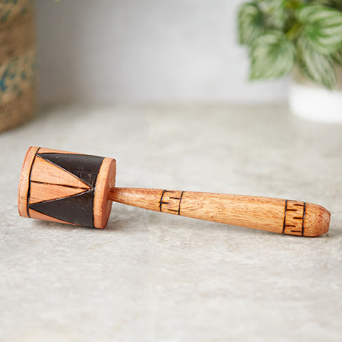 Solid wood kelele shaker from Indonesia