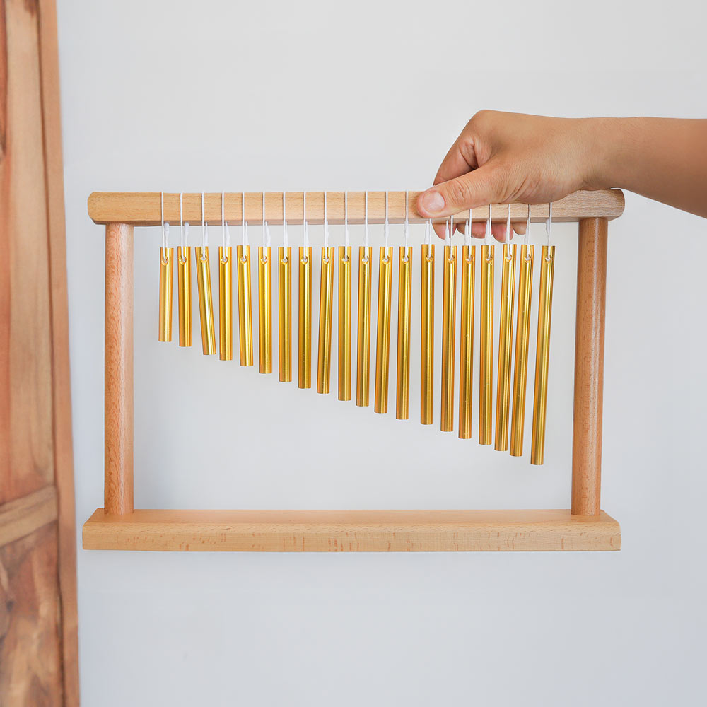 20 chime matsu chimes in hand