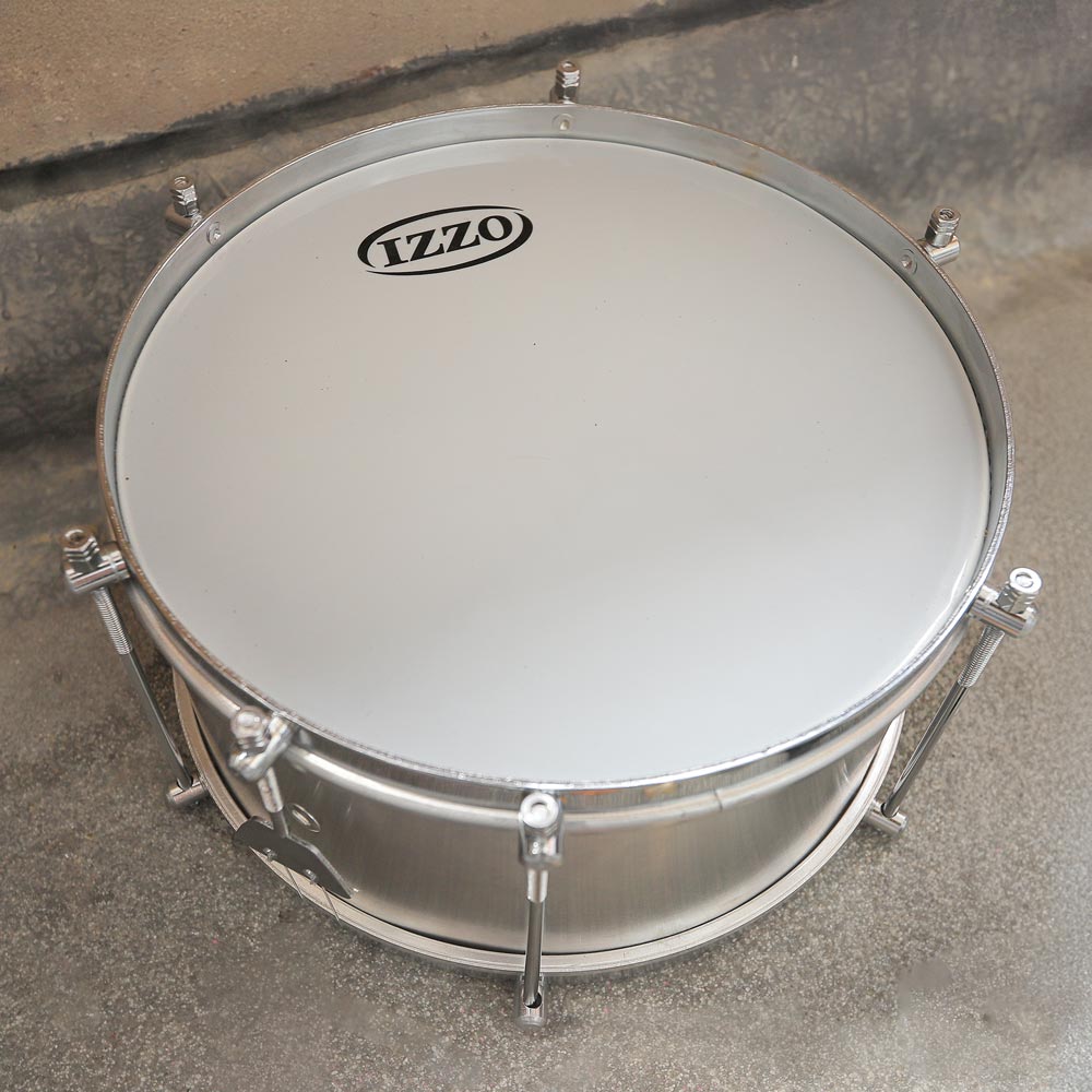 Close up of Caixa Izzo Snare Drum
