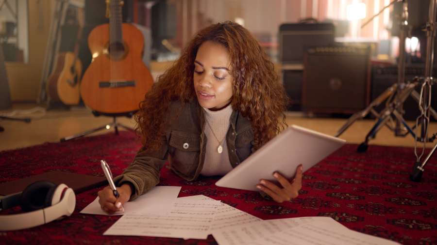 Famous Songwriters and Their Techniques for Success